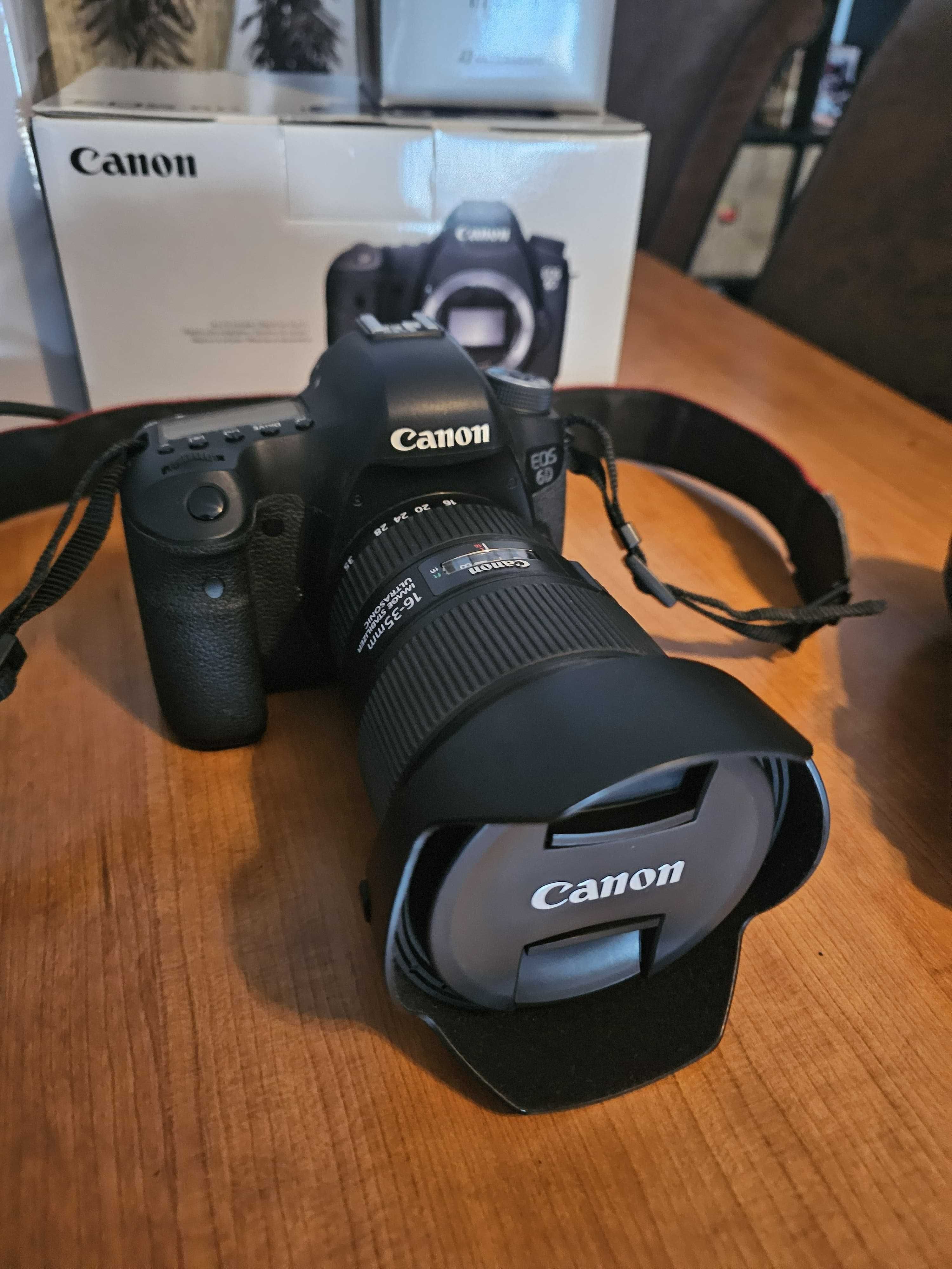 Canon EOS 6D + 3 objetivas + battery grip + flash (com caixa)