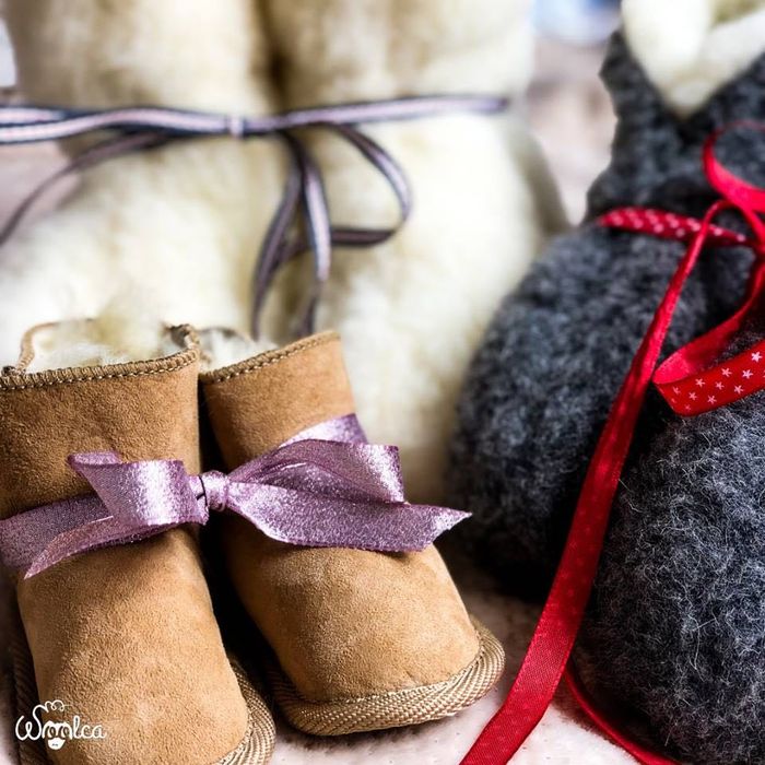 Oryginalne kapcie/bambosze Woolca z wełny merino r. 19/20 outlet