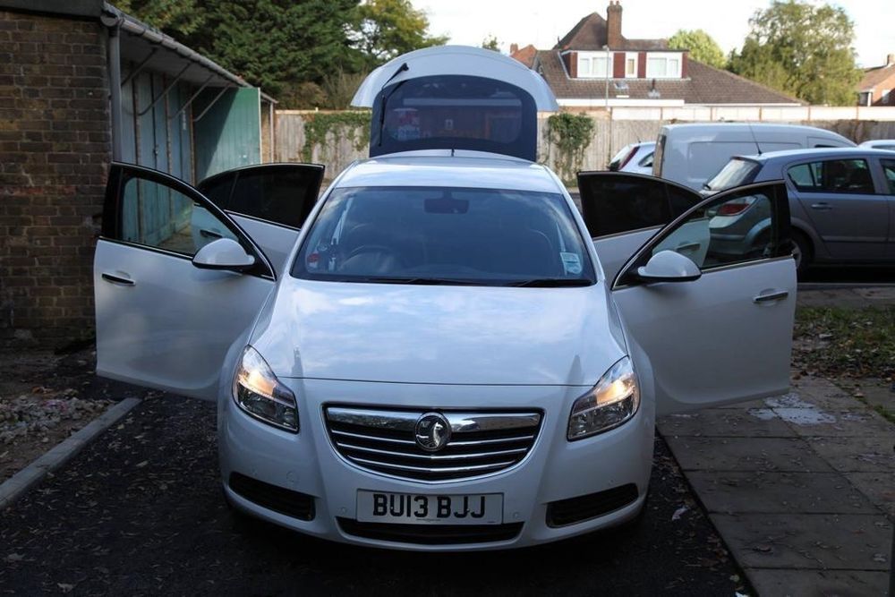 Carro Opel insiginia