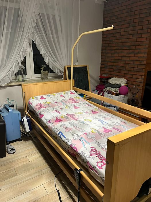 Łóżko rehabilitacyjne elektryczne
