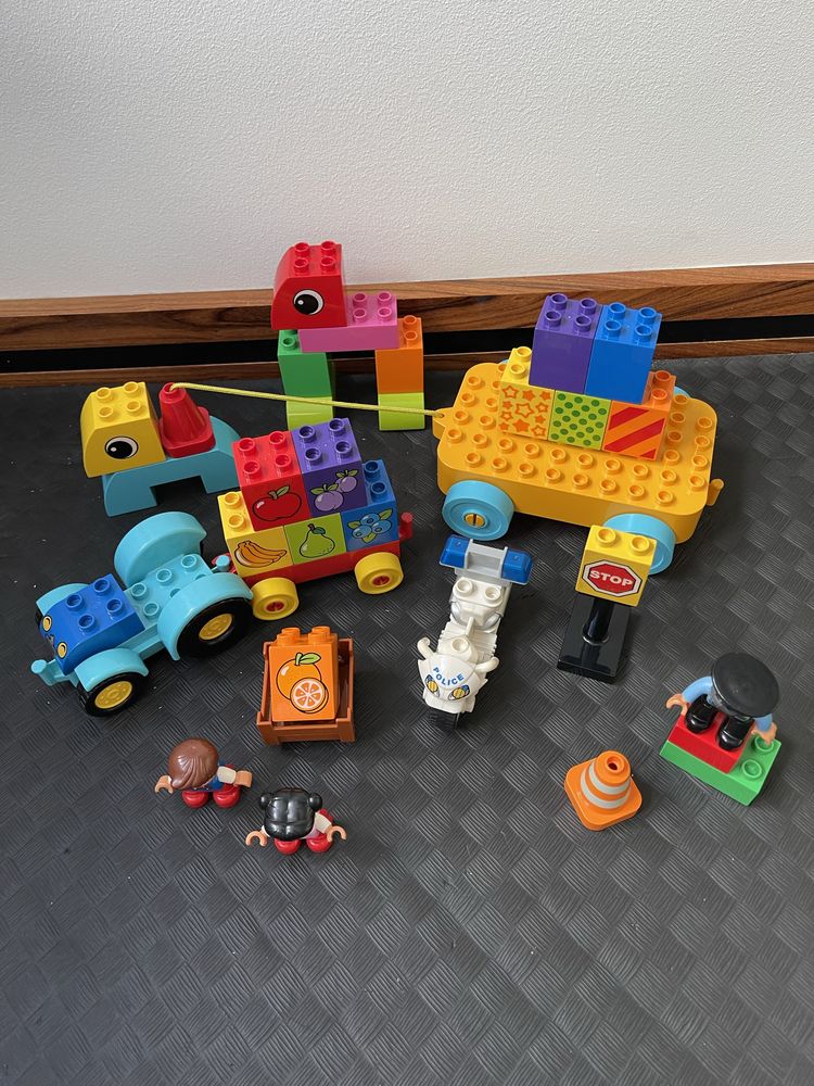 Lego duplo  3 zestawy klocków traktor policja motor