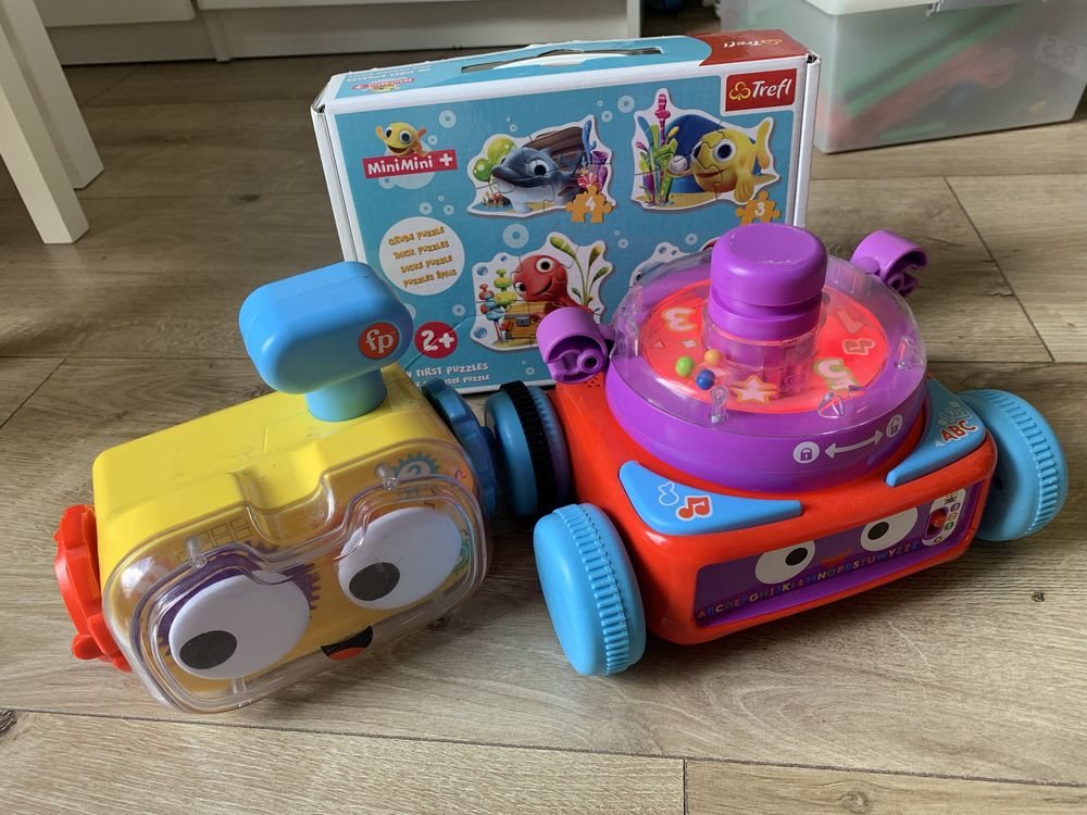 Robot fisher price i puzzle