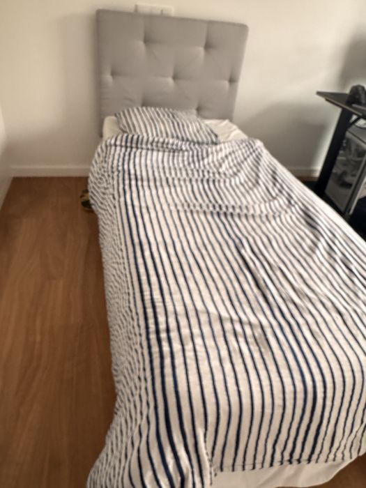 Cama Cabeceira e colchão Emma