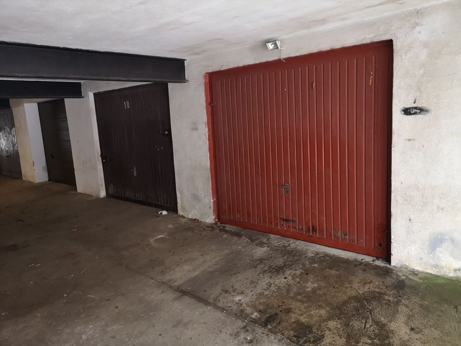 Garaż na wynajem na osiedlu Konieczki przy ulicy Grota Roweckiego 8