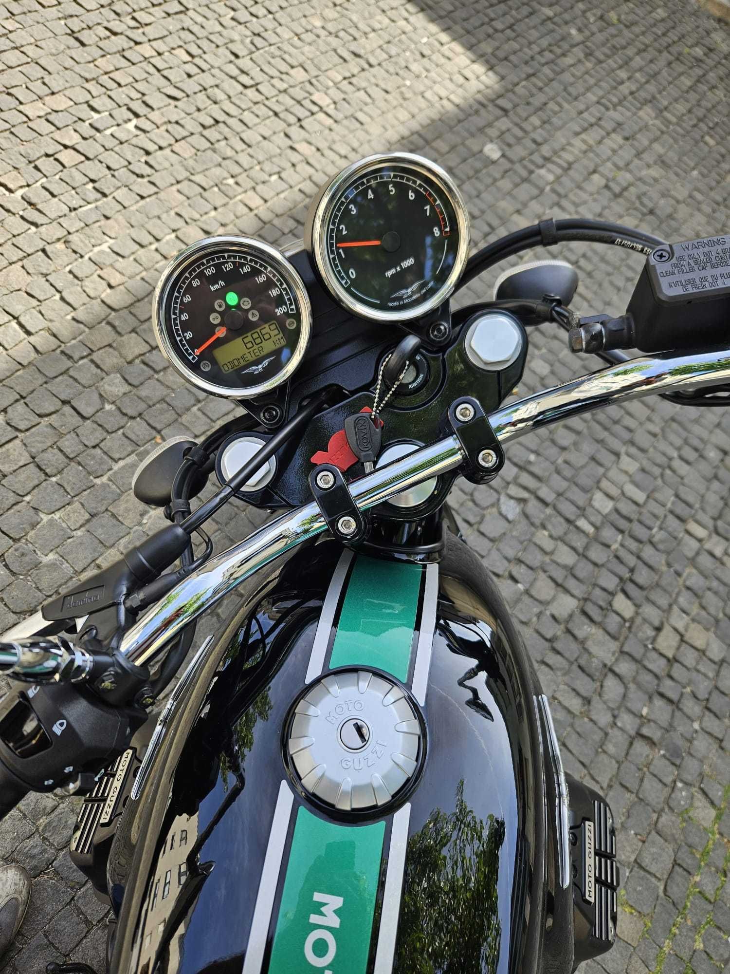 Moto Guzzi V7 III Special