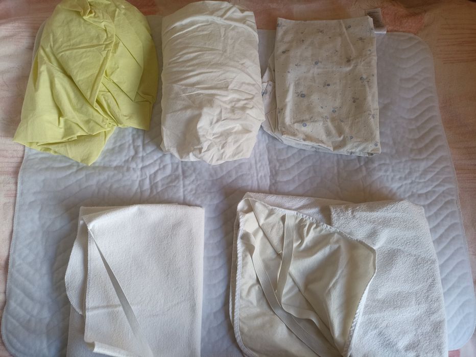 Materac z akcesoriami dla maluszka