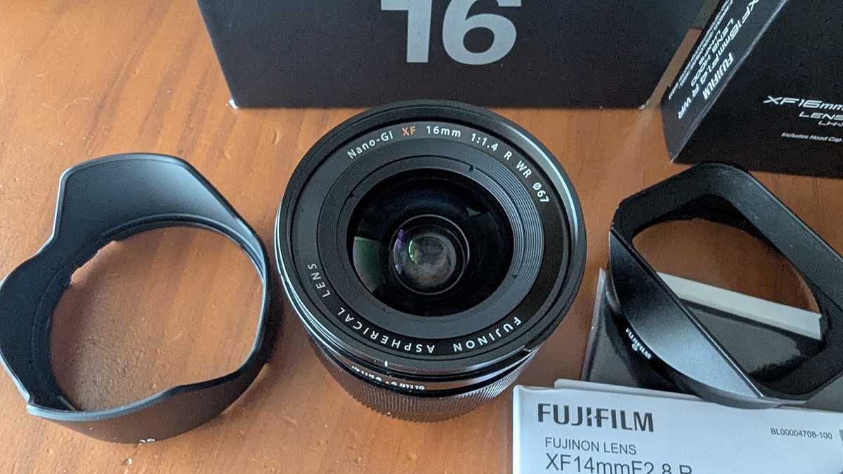 Fujifilm XF 16mm F1.4 R WR - Fujinon c/Parasol metálico