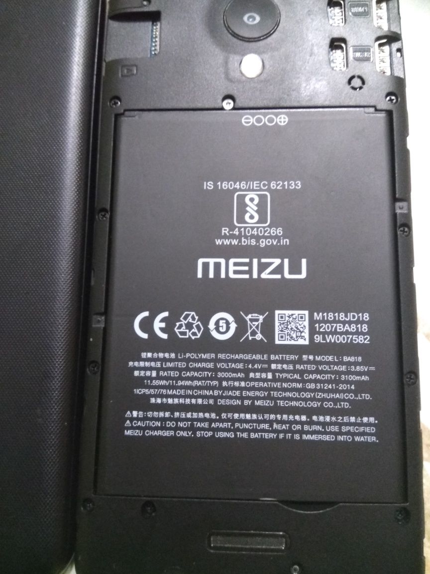 Телефон Meizu M818