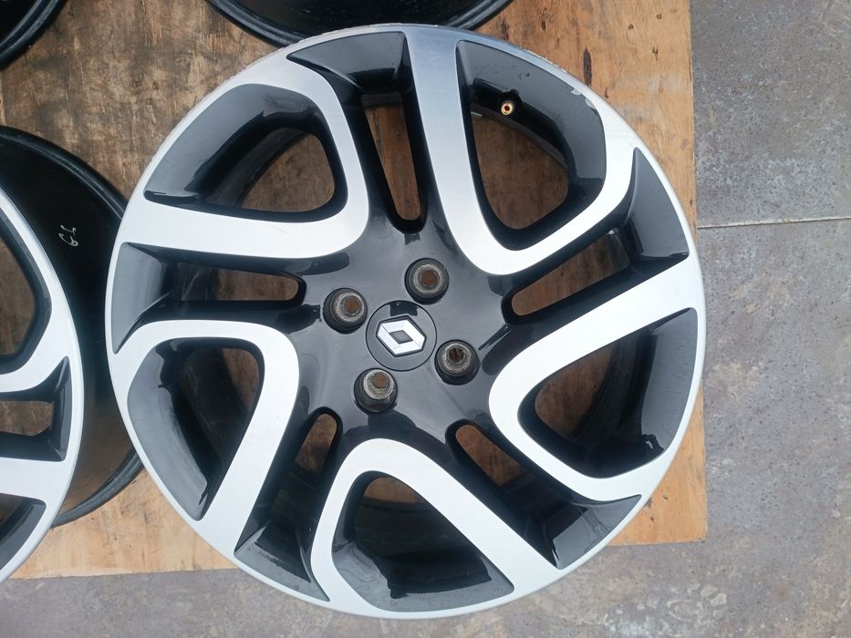Легкосплавні диски 4 100 R17 Рено Р17