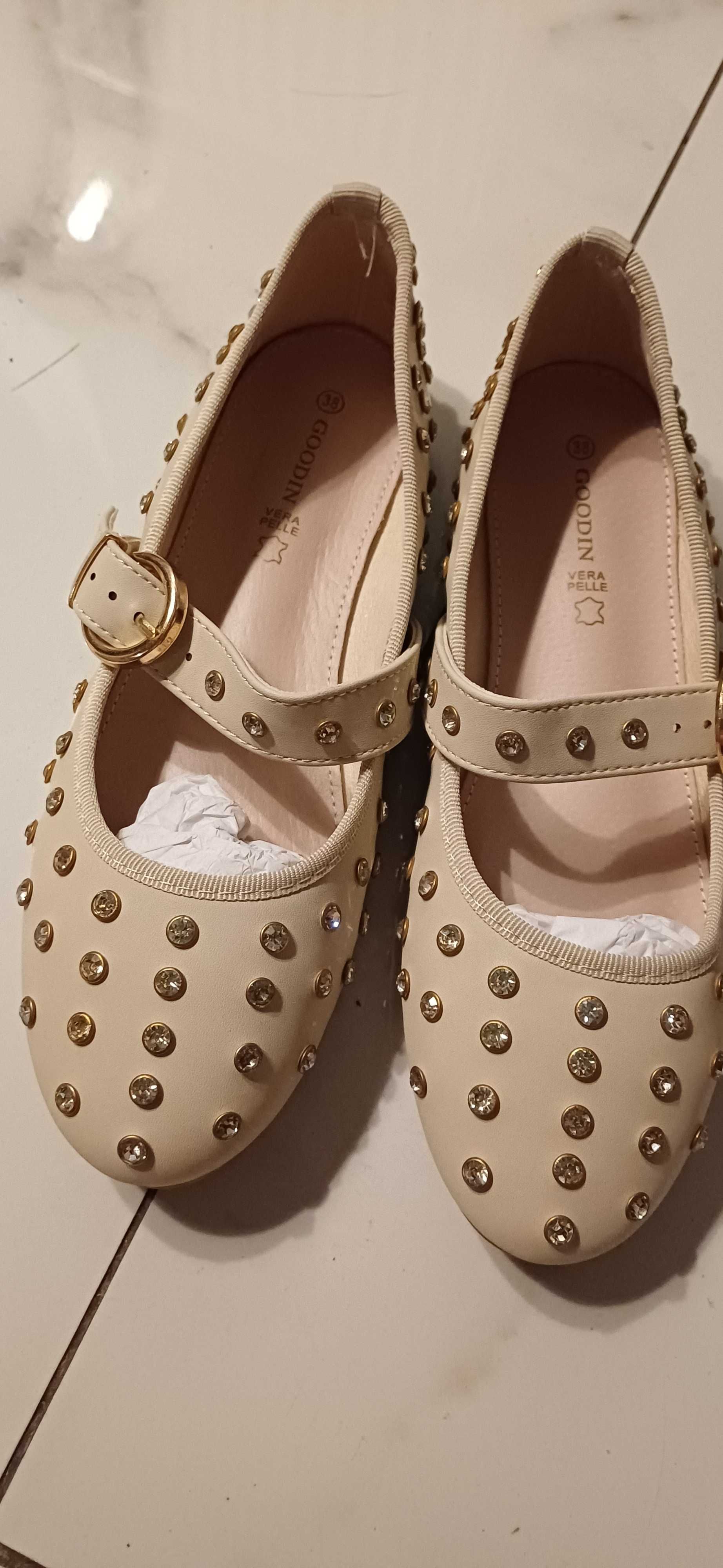 Baleriny modne cyrkonie 38