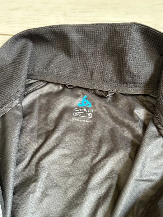 ODLO RACE Kurtka Damska Sportowa Lekka do Biegania i Trekkingu Czarna