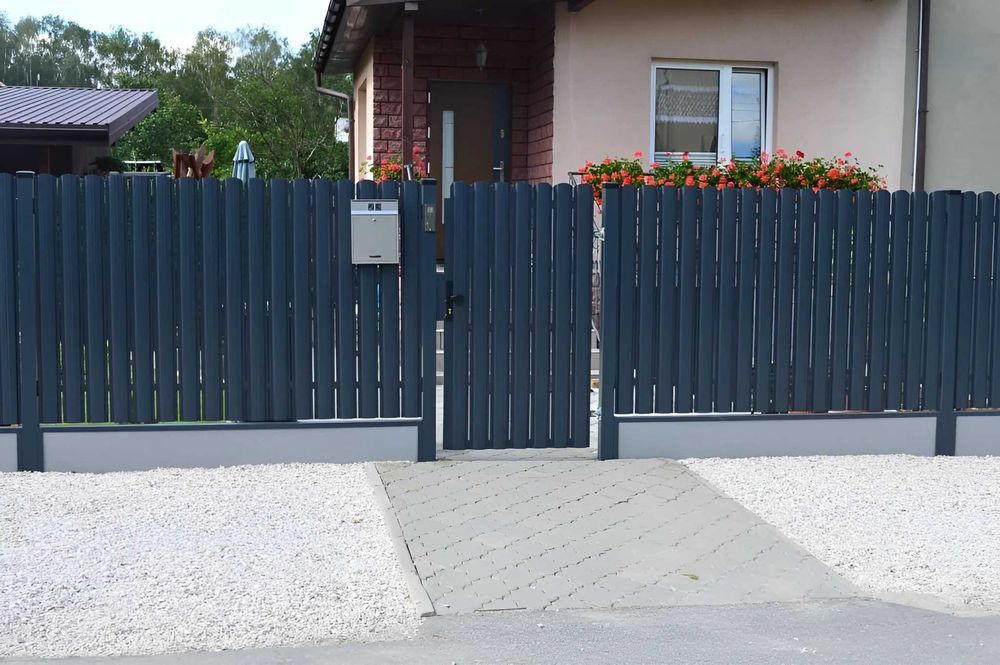 Штакетник Штахетник Євроштахетник Металеві Штахети