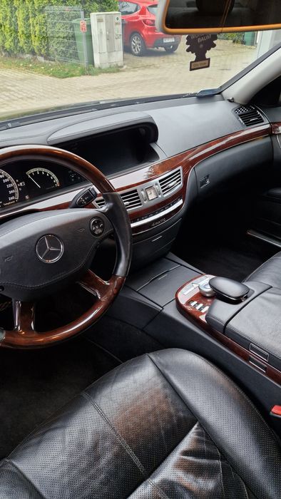 Mercedes w221 klasa S 550 4matic long LPG niezniszczony serwisowany
