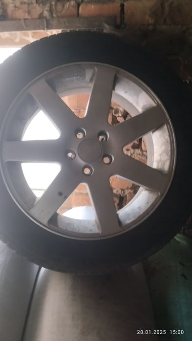 Продам літні шини бріджстоуни з титаними 5*100