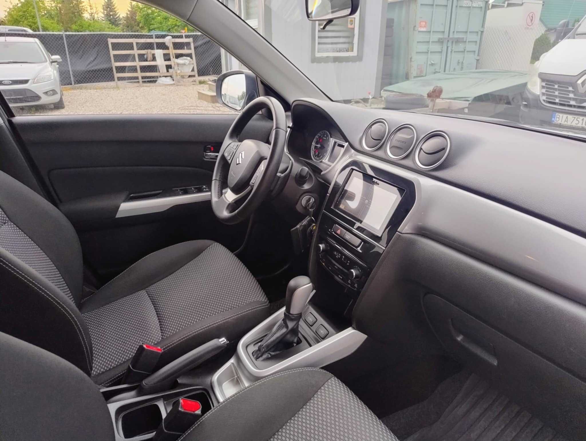 Suzuki Vitara, automat 1.6, navi, grzane fotele! Serwis!
