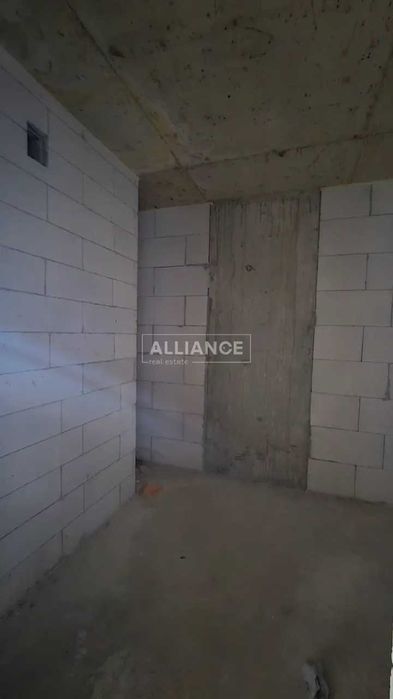 Неймовірно видова 1к квартира біля річки