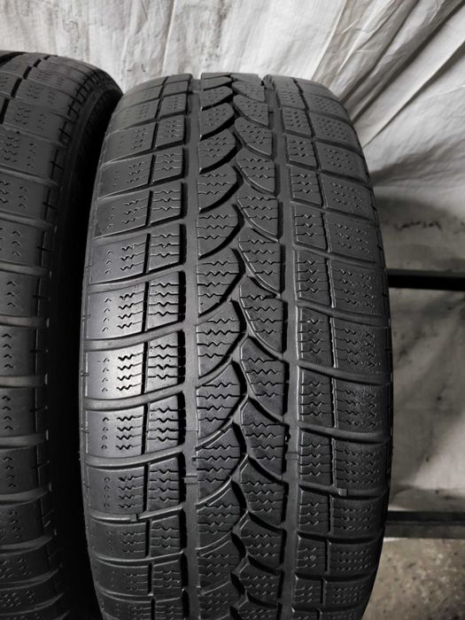 2szt 225/45R18 Kormoran SnowPro b2
