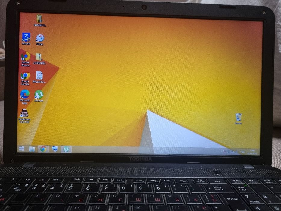 Ноутбук Toshiba Satellite C850D-11K