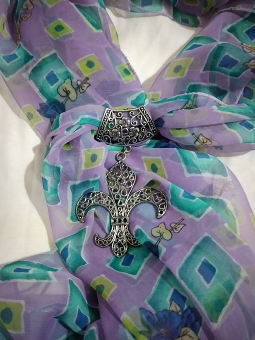 Pingente para colocar em lenços