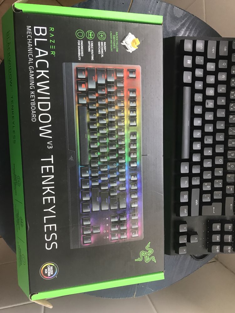 Teclado razer blackwidow v3 tkl