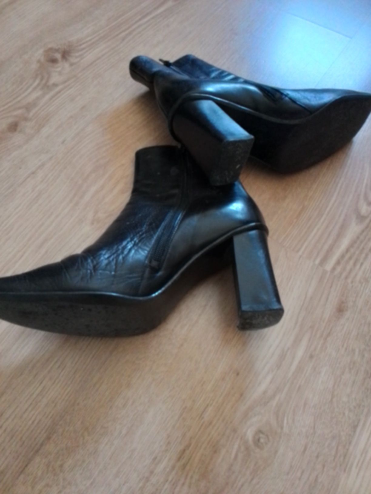 Botas com muito pouco uso
