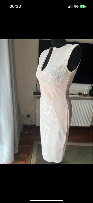 Elegancka dopsowana sukienka