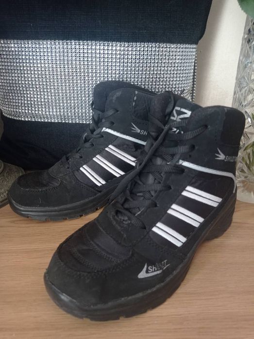 Утеплённые хайтопы / высокие кроссовки