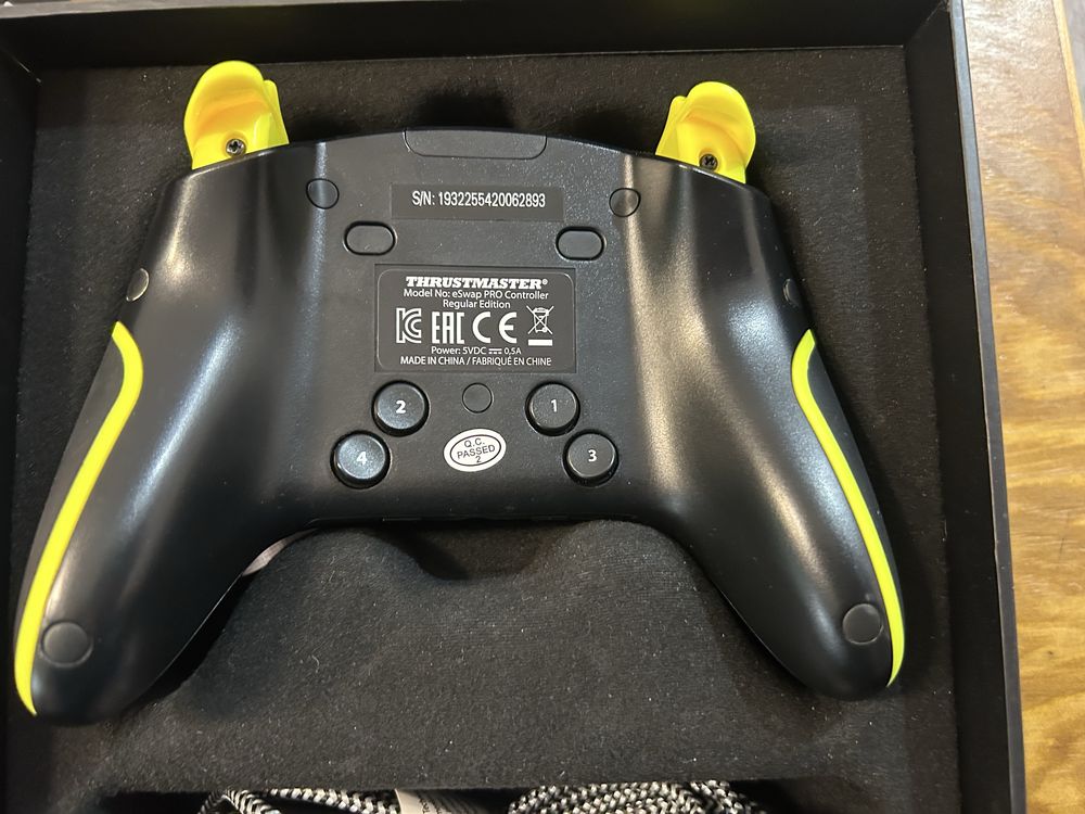 Pad Ps4 Thrusrmaster eswap