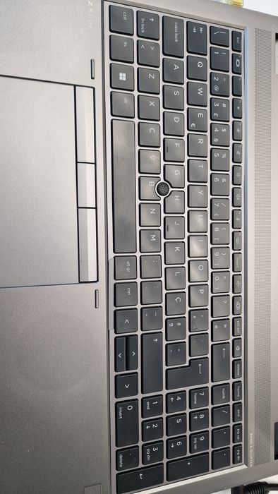 HP ZBook Fury G8 • i7 • RTX A2000 • 64GB • 1TB SSD + Dock