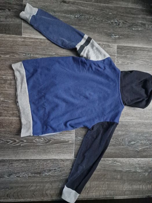 Кофта, олимпийка, ветровка для мальчика на 9-10 лет