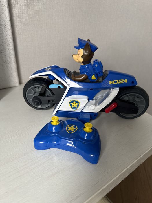 Гонщик на мотоциклі