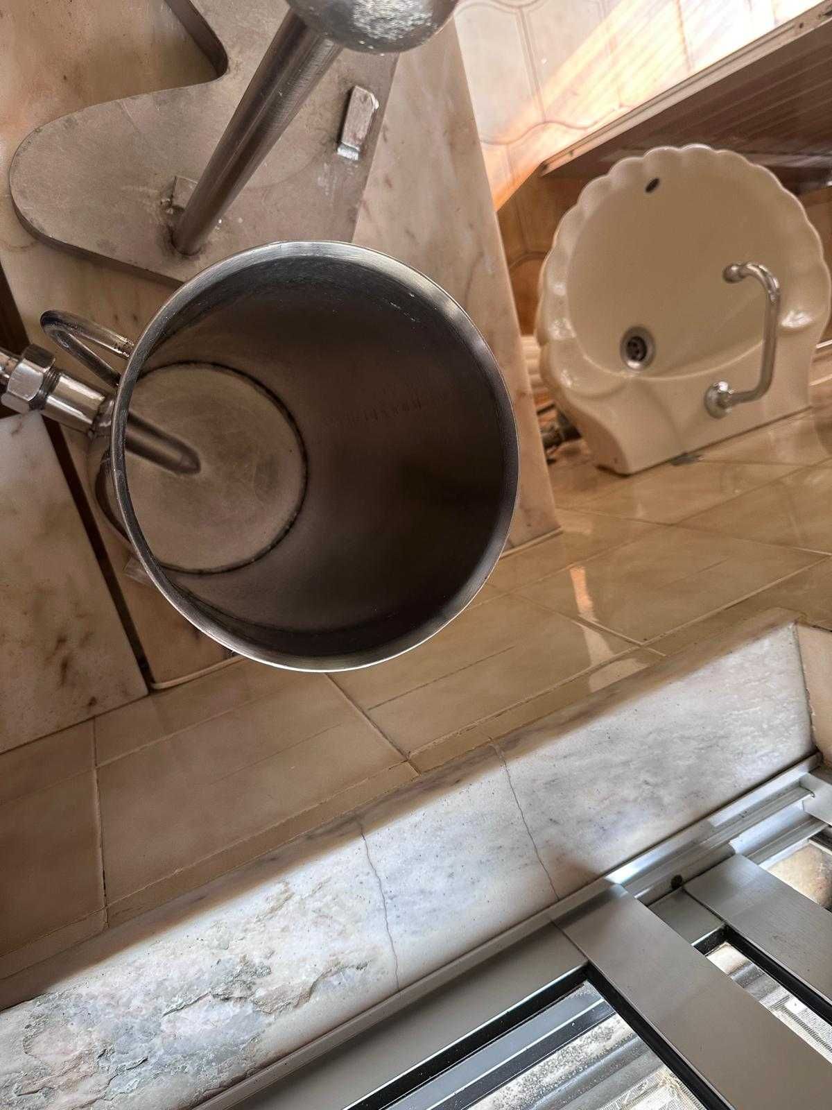 Máquina de Enchidos em Inox