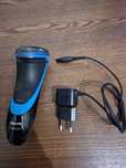 Máquina de Barbear Philips AquaTouch AT750
