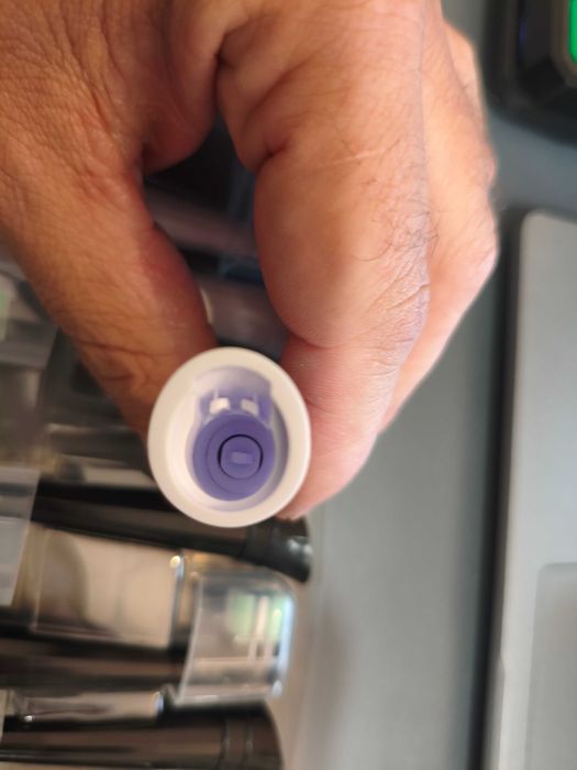 Końcówki do szczoteczki Oral-B zestaw 8 szt. białe i czarne