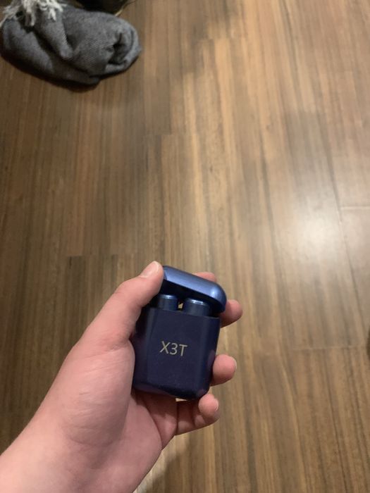 Обміняю навушники на протигаз