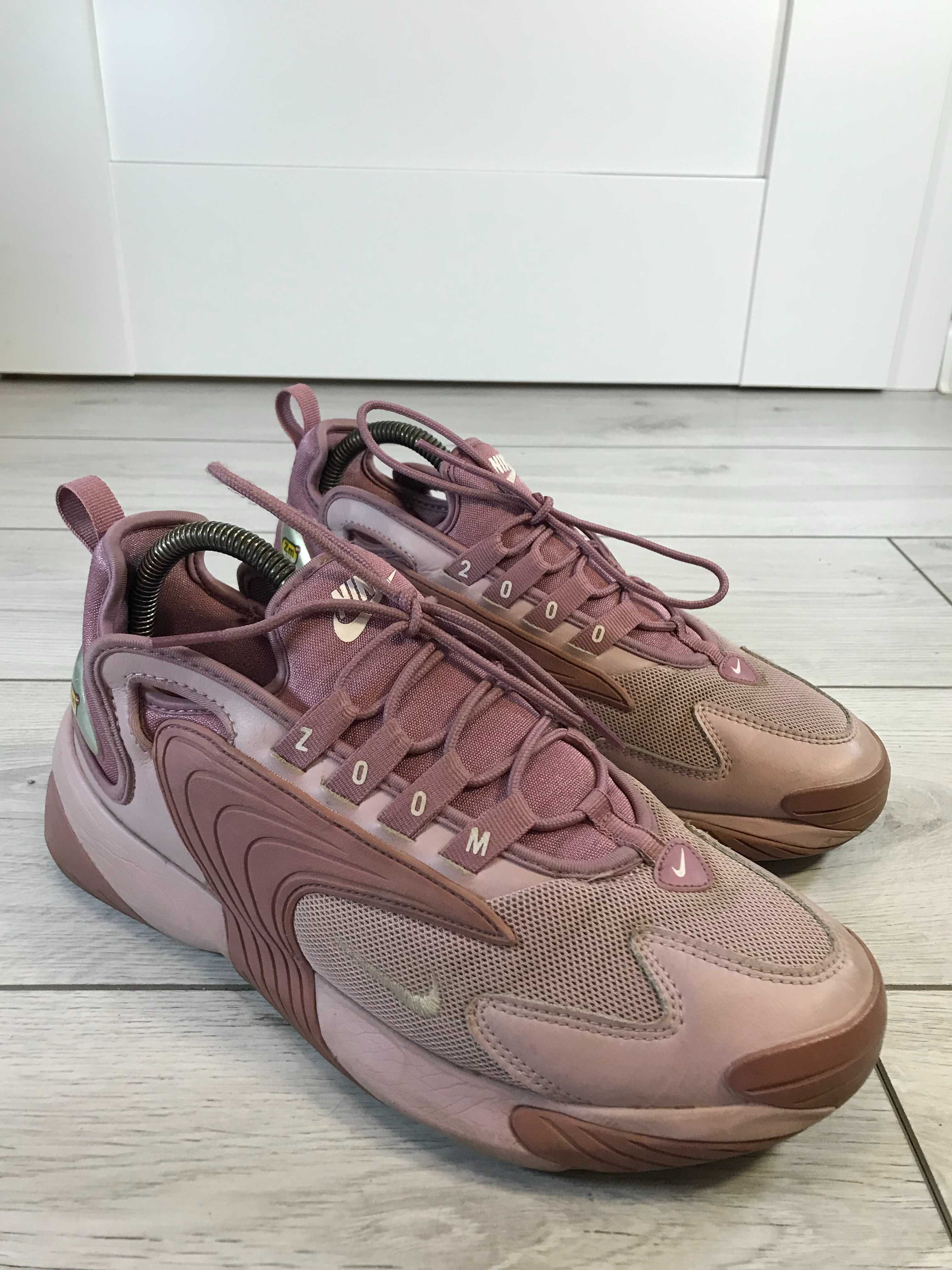 Buty Nike Zoom 2K rozm. 40,5