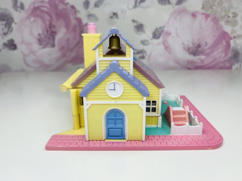 Polly Pocket Bluebird Light-up Schoolhouse, zabawka vintage