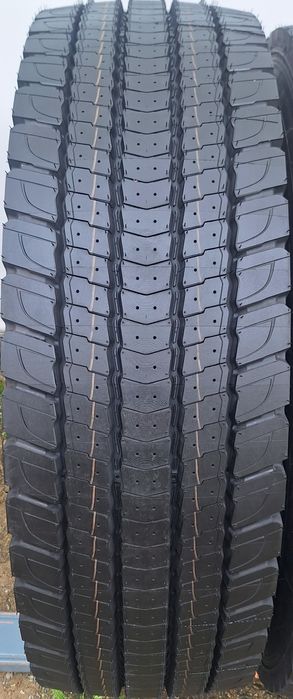 Opony Całoroczne 22,5 Michelin X Line Energy D 315/80R22,5 Komplet