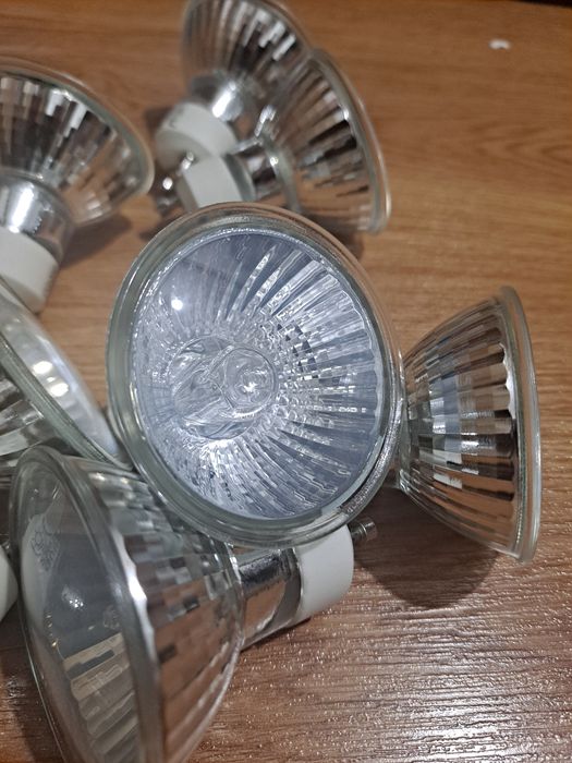 Żarówka halogenowa GU10+C 230v 50W