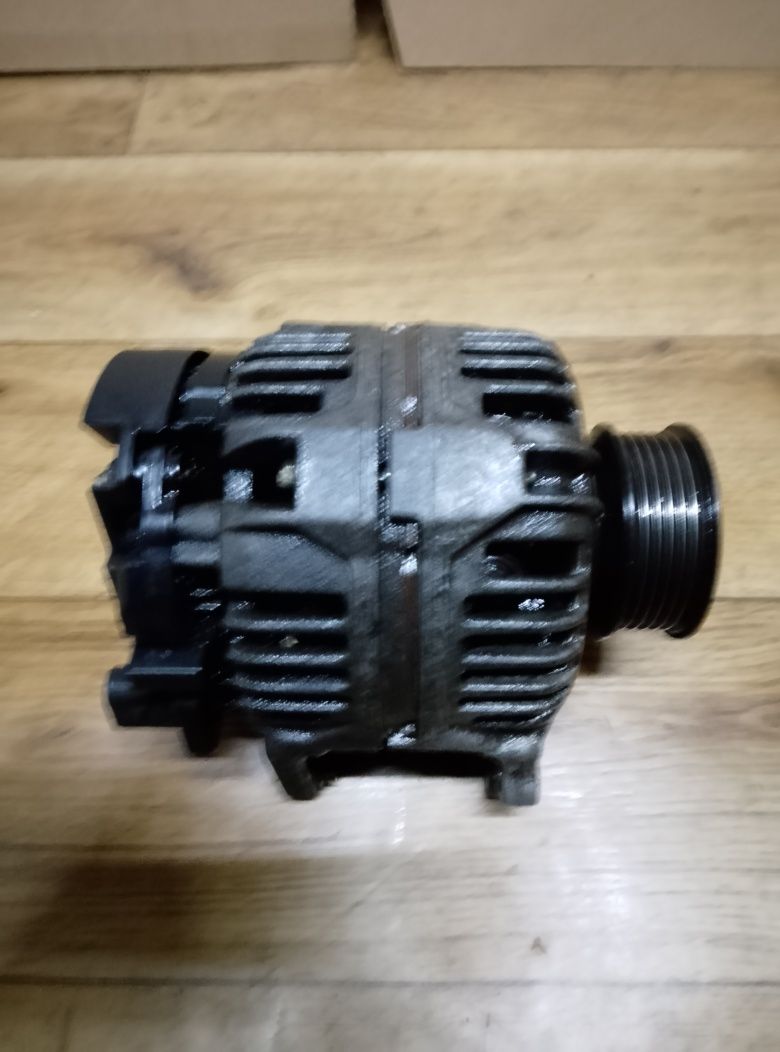 VW T4 2,5 TDI Alternator super stan gwarancja ideał wysyłka