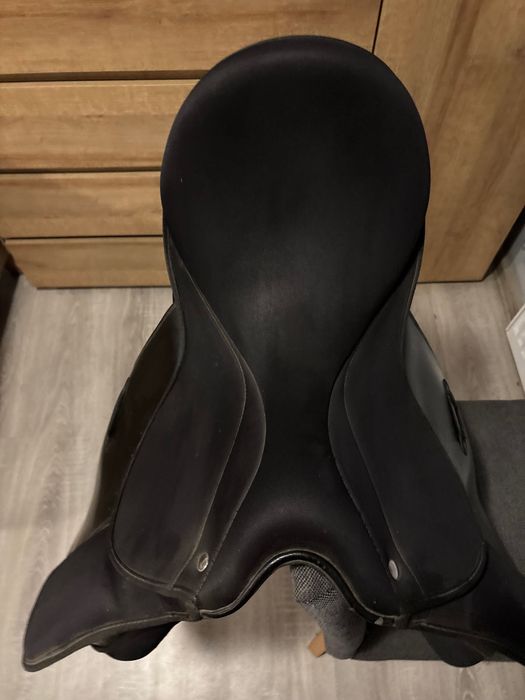 Syntetyczne wszechstronne siodło HORZE 17,5