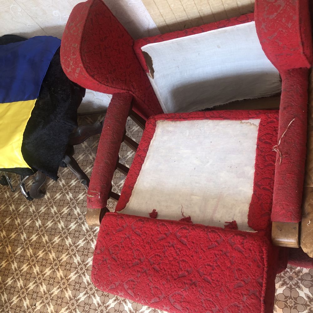 Крісло дерево вінтаж для вітальні