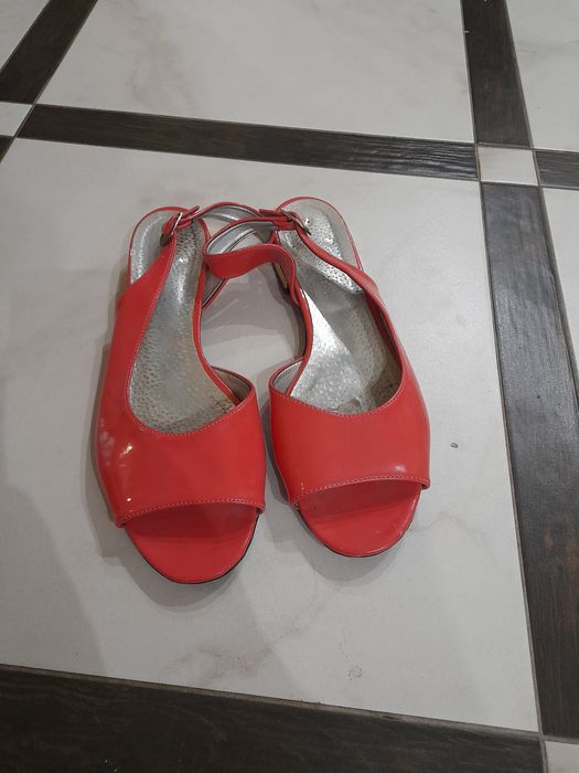 Шкіряні жіночі босоніжки 40р