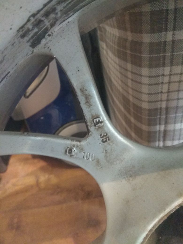 Alu felgi 4x100 opony 205 i 215 r16