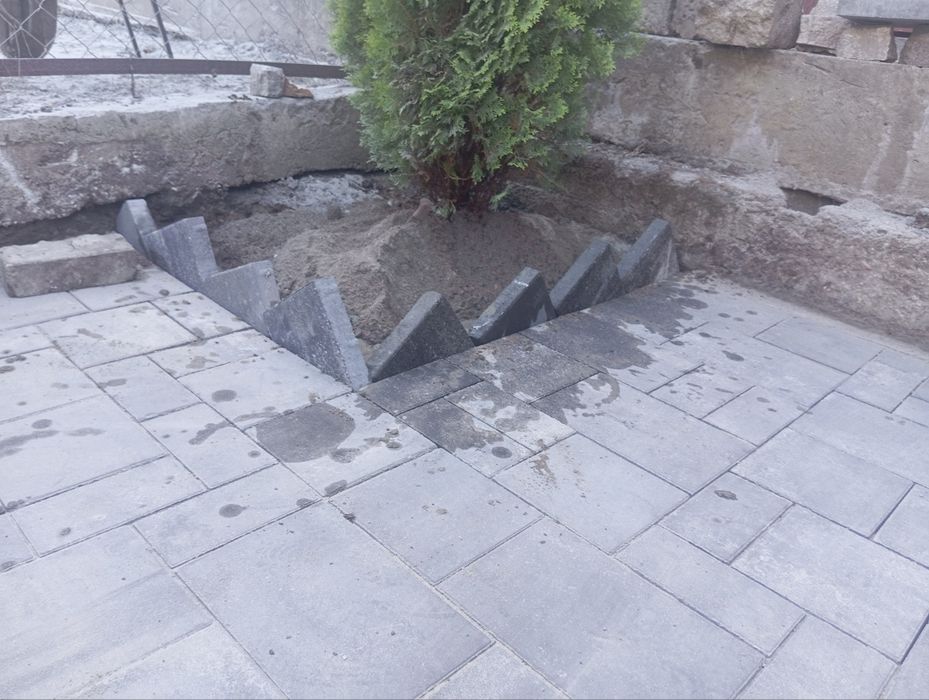 Укладка тратуарных плитки