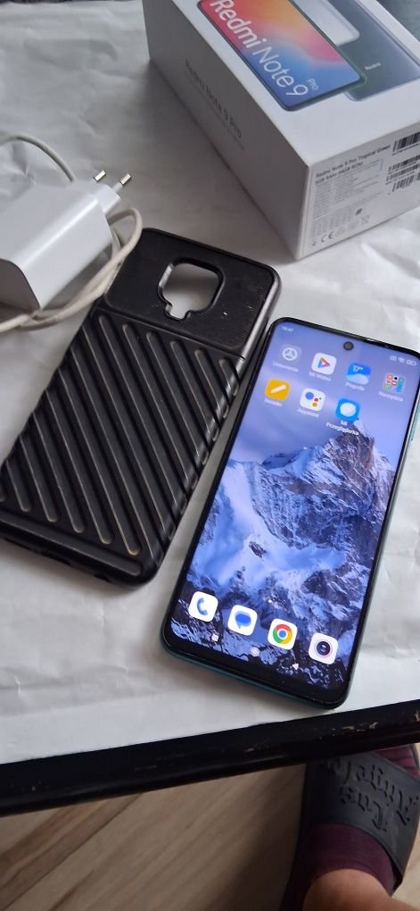 Sprzedam redmi note 9 pro 6 GB ram-u 64 ROM