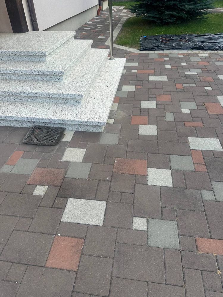 Професійне миття бруківки васадів та іншого