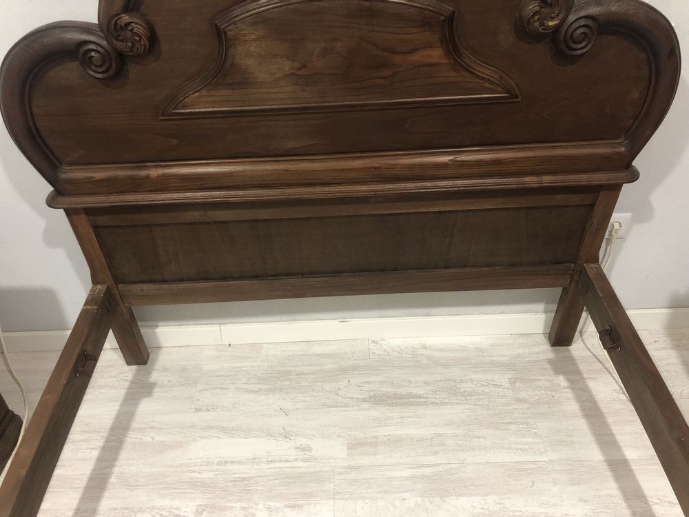 Cama de casal 1,40 X 2,00 e estrado