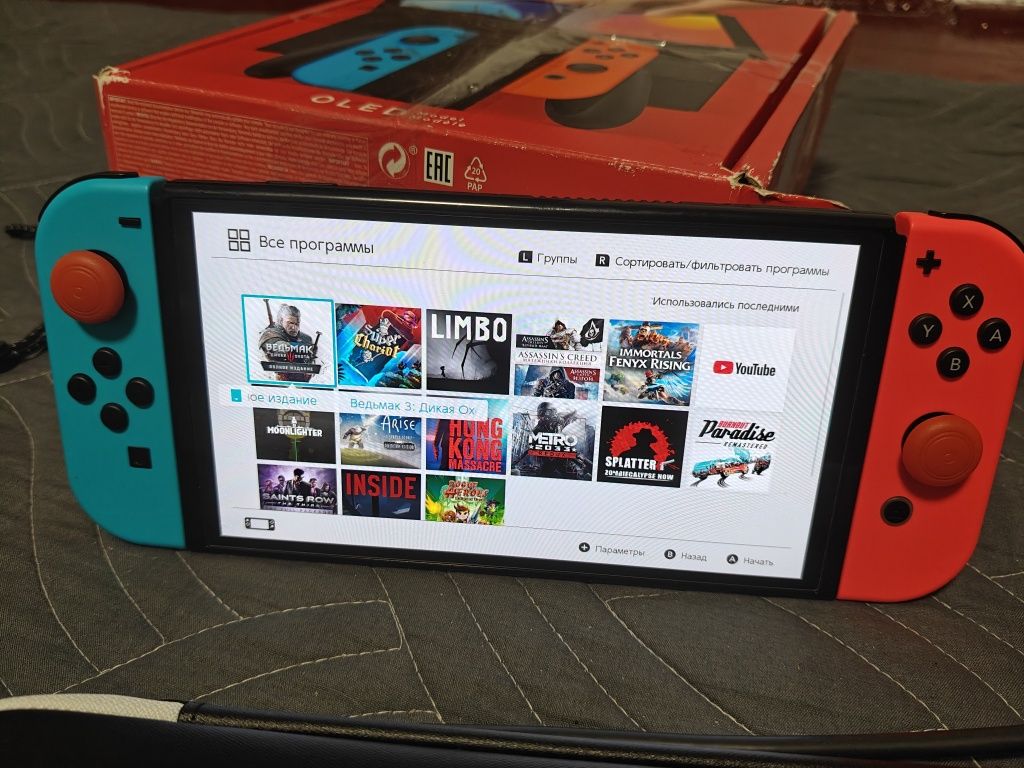 Nintendo switch OLED + акаунт, чохол, флешка