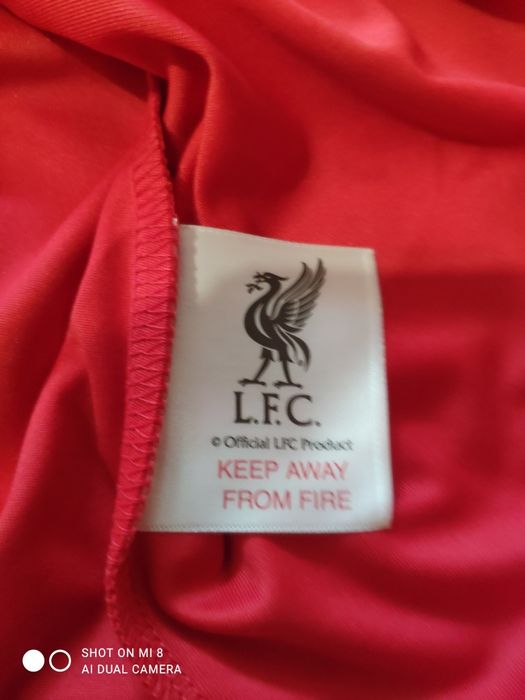 Спортивна футболка